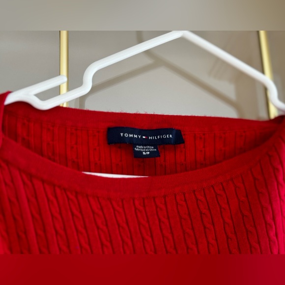 Tommy hillfiger top full sleeve stretchable fabric - Picture 2 of 4